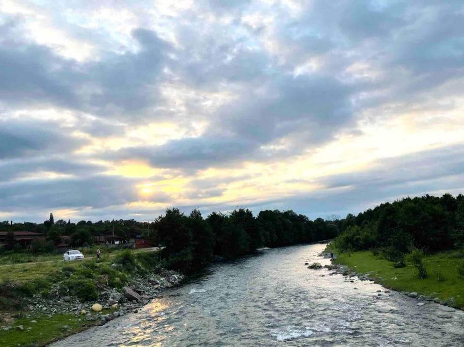 La-Marti, Idyllische Unterkunft Mit Kamin Bagdati Buitenkant foto
